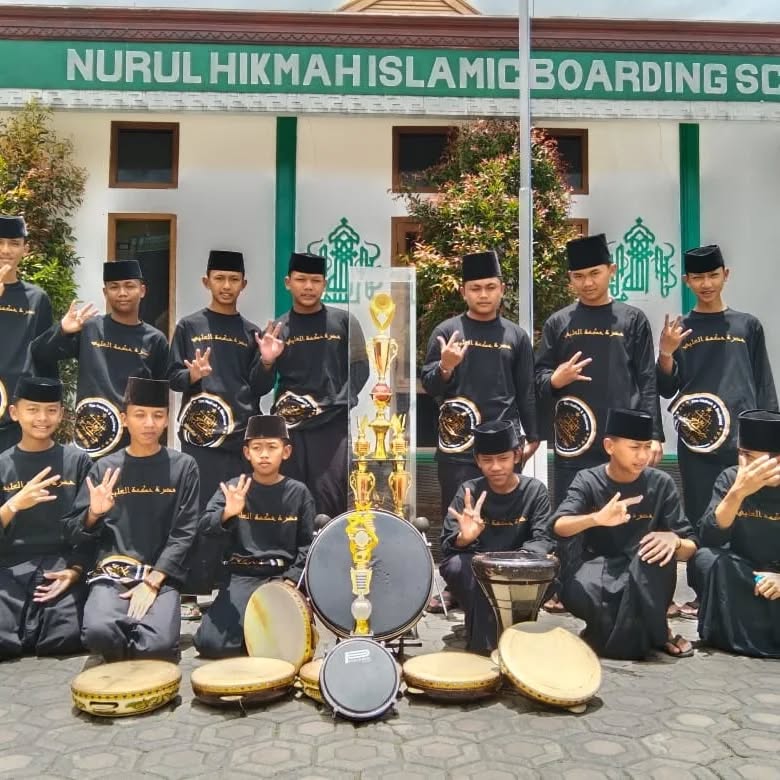 kegiatan-hadroh-hikmatul-ulya